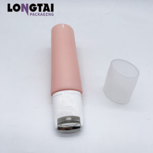 D30 oval PE tube with massage applicator D30 oval PE tube with massage applicator